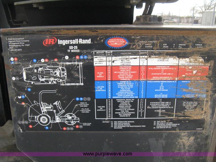 image for item E3432 2008 Ingersoll Rand SD25 TF articulated compactor