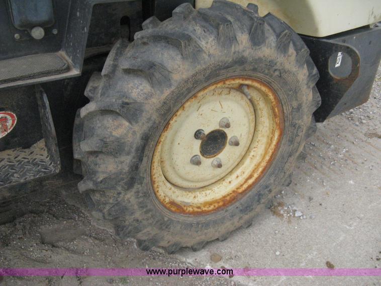 image for item E3432 2008 Ingersoll Rand SD25 TF articulated compactor