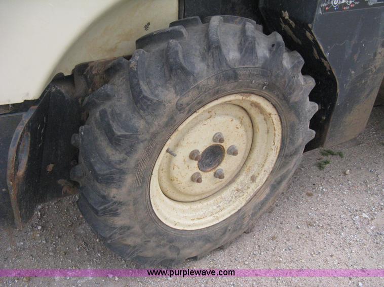 image for item E3432 2008 Ingersoll Rand SD25 TF articulated compactor