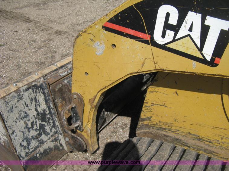 image for item E3435 2002 Caterpillar 257 skid steer