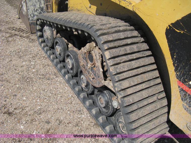 image for item E3435 2002 Caterpillar 257 skid steer
