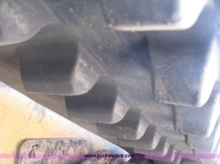 image for item E3435 2002 Caterpillar 257 skid steer