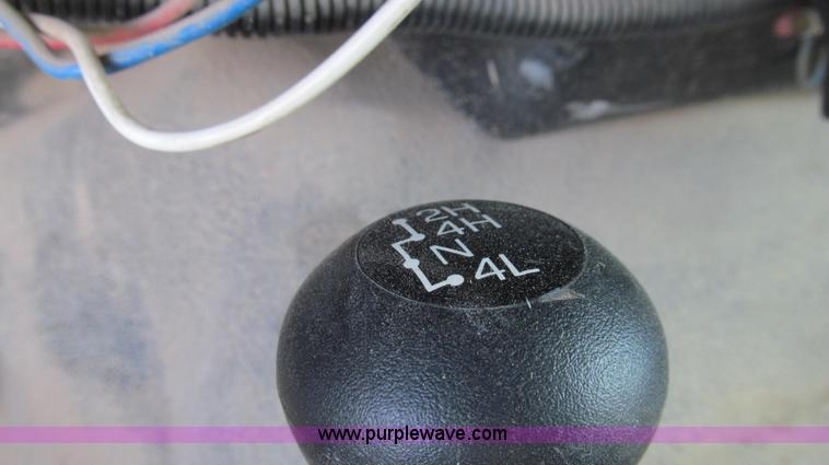 image for item E3905 2003 Ford F550 dump bed truck