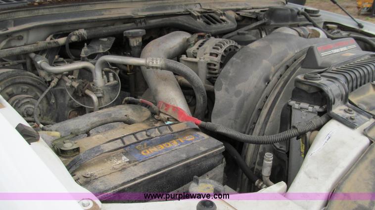 image for item E3905 2003 Ford F550 dump bed truck