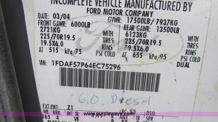 image for item E3907 2004 Ford F550 dump bed truck