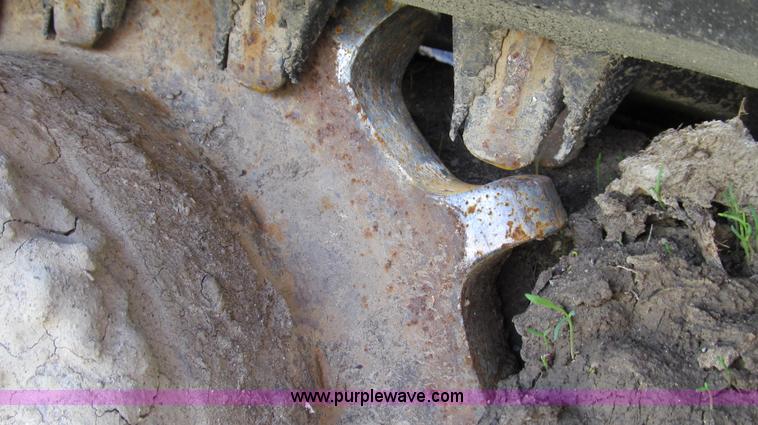 image for item E3909 2003 Bobcat T250 skid steer