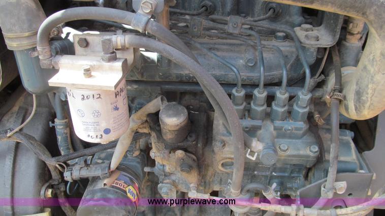 image for item E3909 2003 Bobcat T250 skid steer