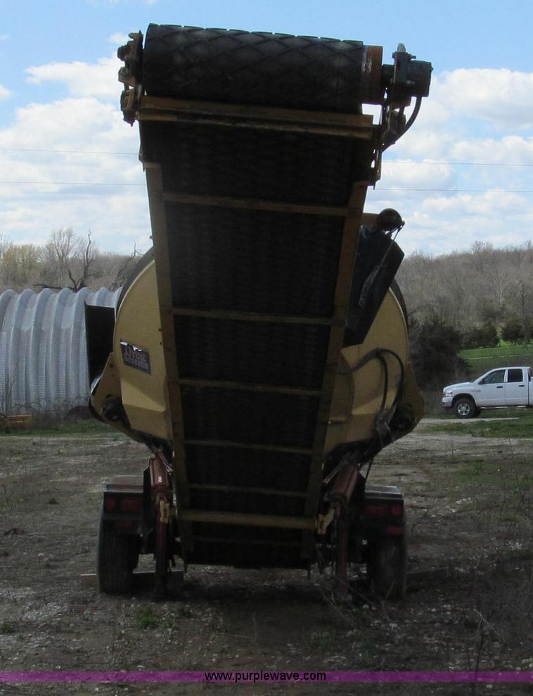 image for item E3912 2003 Orbit 68 portable self-contained screen plant