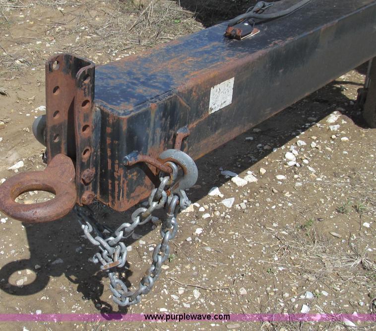 image for item E3912 2003 Orbit 68 portable self-contained screen plant