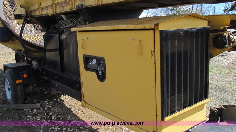 image for item E3912 2003 Orbit 68 portable self-contained screen plant