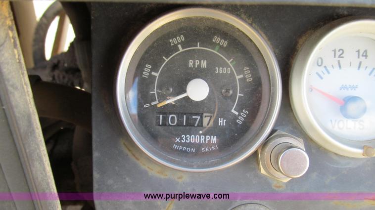 image for item E3912 2003 Orbit 68 portable self-contained screen plant