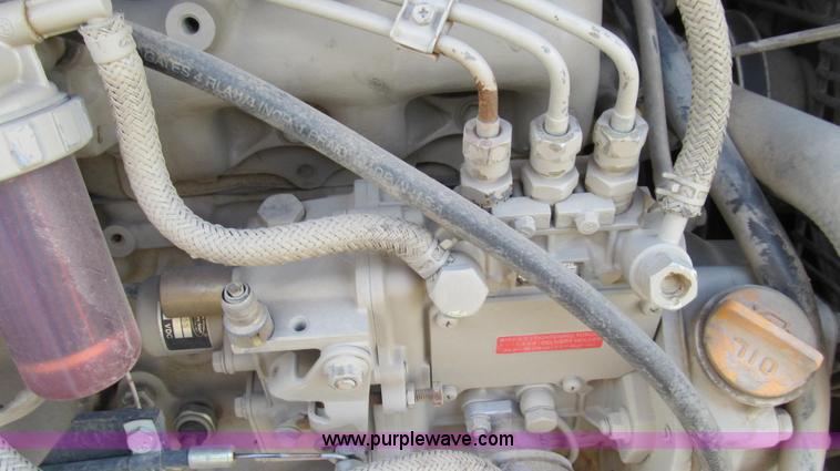 image for item E3912 2003 Orbit 68 portable self-contained screen plant