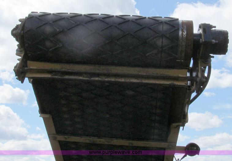 image for item E3912 2003 Orbit 68 portable self-contained screen plant