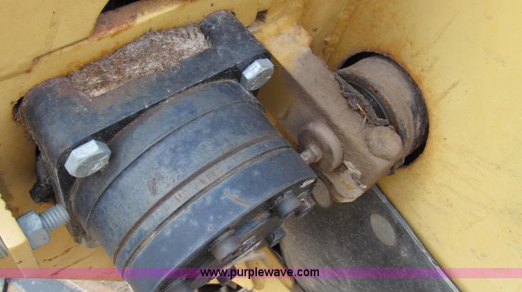 image for item E3912 2003 Orbit 68 portable self-contained screen plant