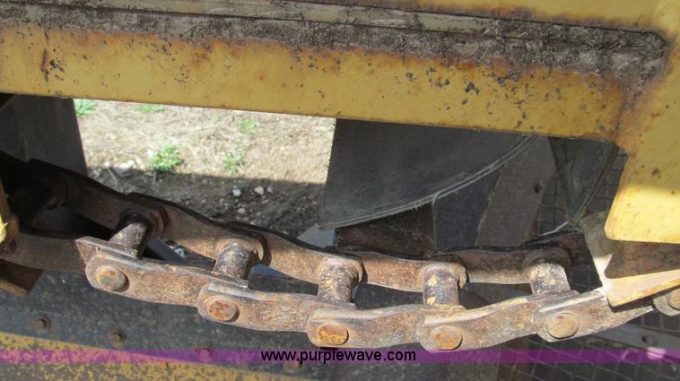 image for item E3912 2003 Orbit 68 portable self-contained screen plant