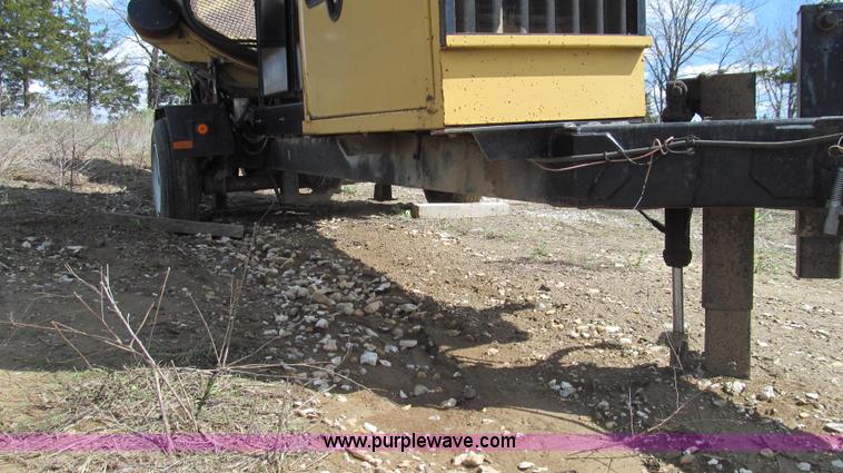 image for item E3912 2003 Orbit 68 portable self-contained screen plant