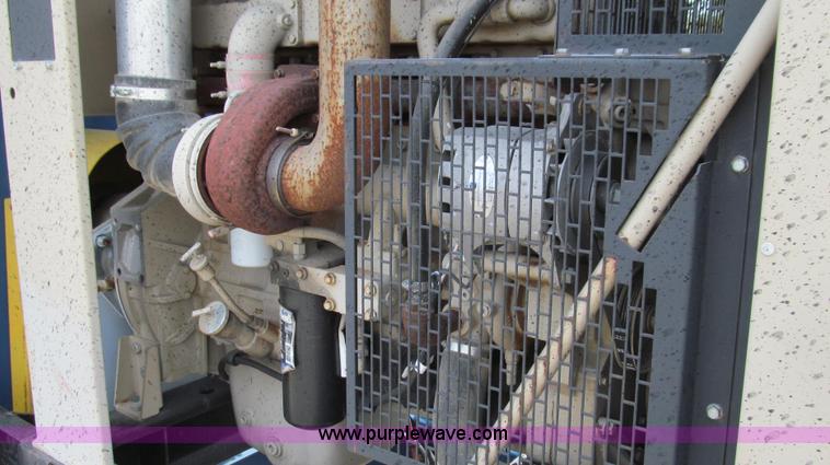 image for item E3916 2005 Universal Refiner Rascal tub grinder