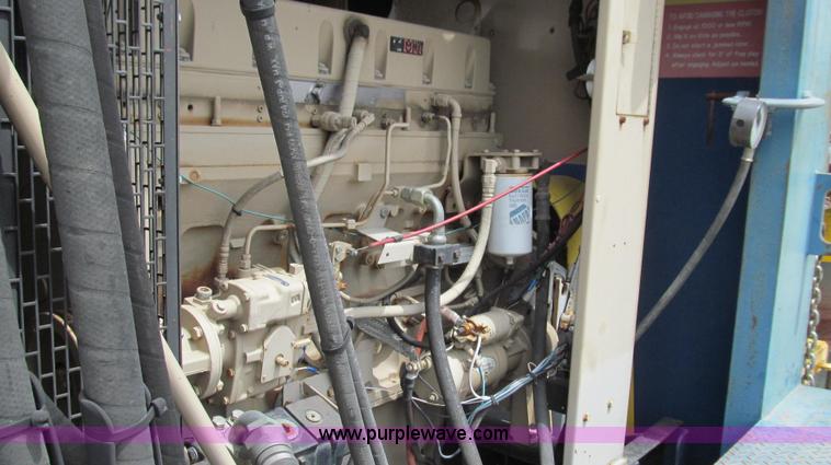 image for item E3916 2005 Universal Refiner Rascal tub grinder