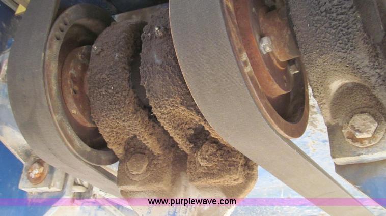 image for item E3916 2005 Universal Refiner Rascal tub grinder