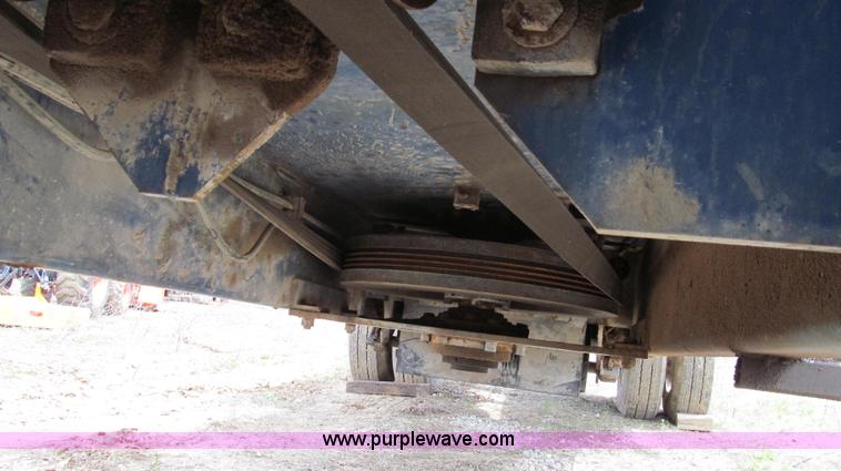 image for item E3916 2005 Universal Refiner Rascal tub grinder