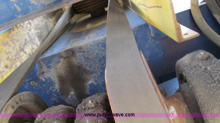 image for item E3916 2005 Universal Refiner Rascal tub grinder