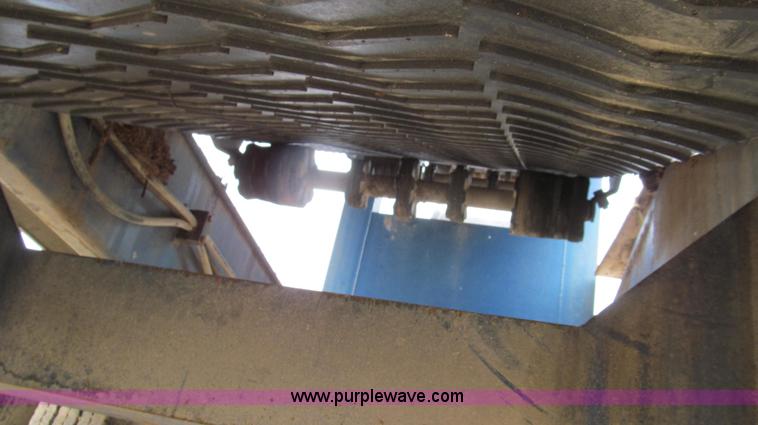 image for item E3916 2005 Universal Refiner Rascal tub grinder