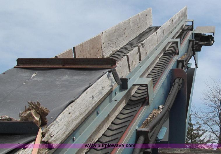 image for item E3916 2005 Universal Refiner Rascal tub grinder