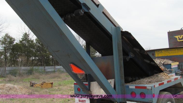 image for item E3916 2005 Universal Refiner Rascal tub grinder