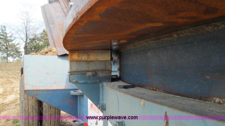 image for item E3916 2005 Universal Refiner Rascal tub grinder