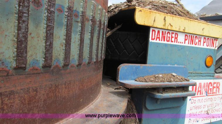 image for item E3916 2005 Universal Refiner Rascal tub grinder