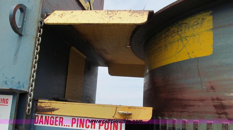 image for item E3916 2005 Universal Refiner Rascal tub grinder