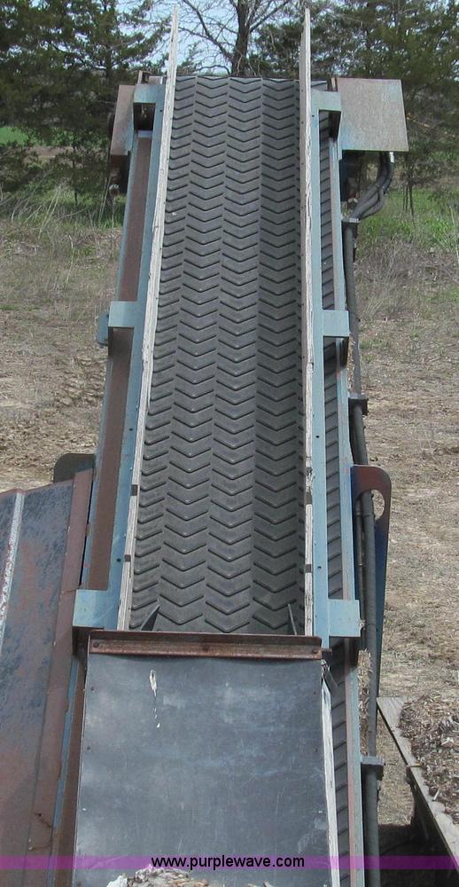 image for item E3916 2005 Universal Refiner Rascal tub grinder