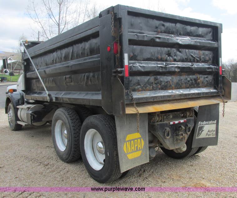 image for item E7194 1996 Kenworth T800 dump truck
