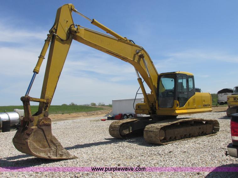 image for item E7196 2003 Komatsu PC200LC-7 excavator