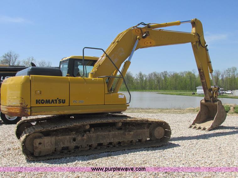 image for item E7196 2003 Komatsu PC200LC-7 excavator