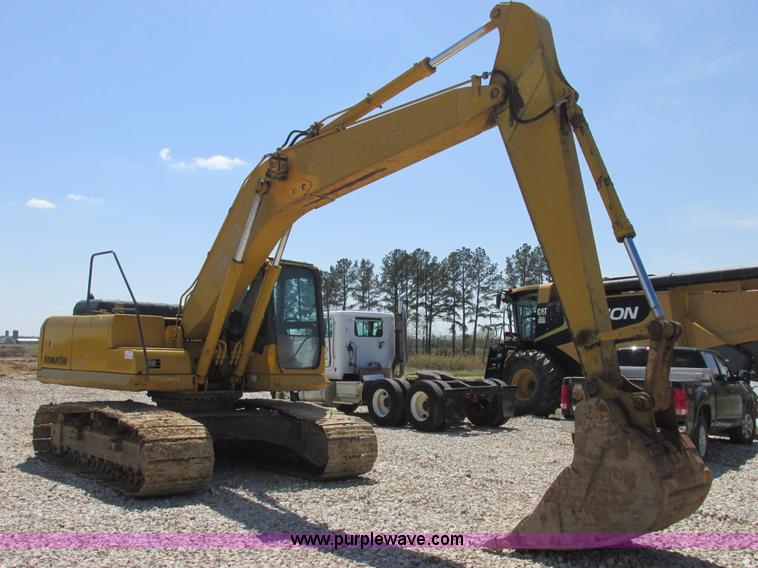 image for item E7196 2003 Komatsu PC200LC-7 excavator