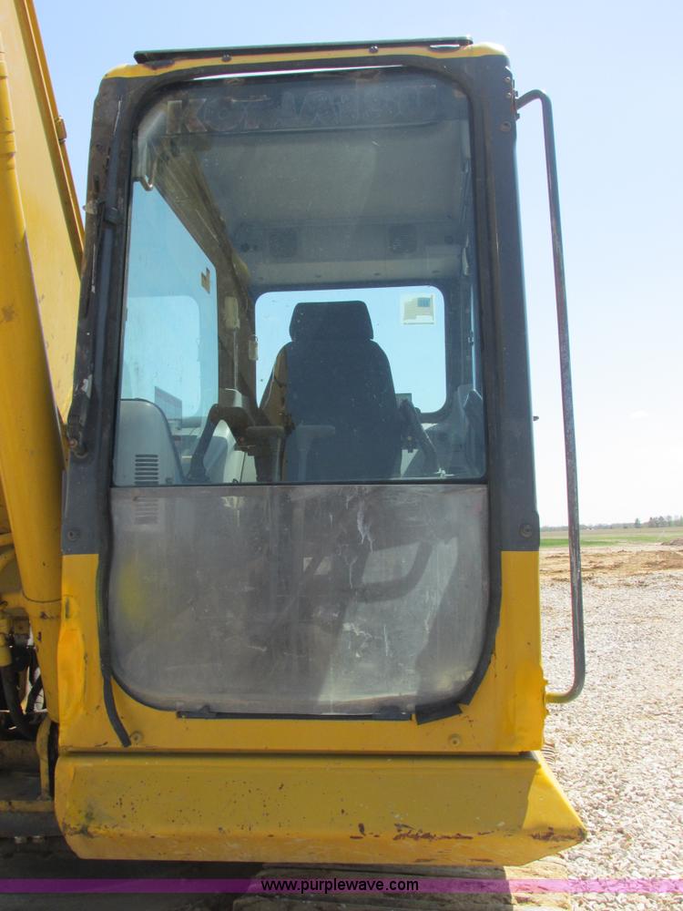 image for item E7196 2003 Komatsu PC200LC-7 excavator