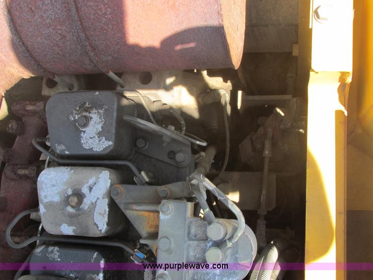 image for item E7196 2003 Komatsu PC200LC-7 excavator