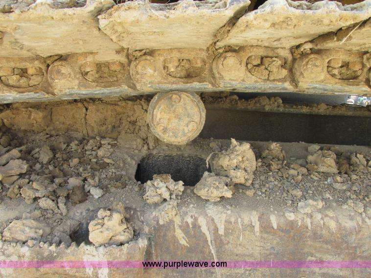 image for item E7196 2003 Komatsu PC200LC-7 excavator