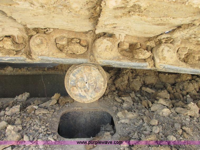 image for item E7196 2003 Komatsu PC200LC-7 excavator