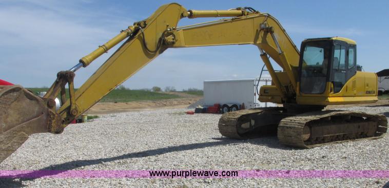 image for item E7196 2003 Komatsu PC200LC-7 excavator