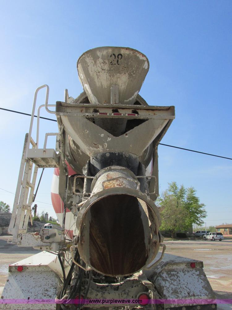 image for item E7227 1991 Ford L9000 mixer truck