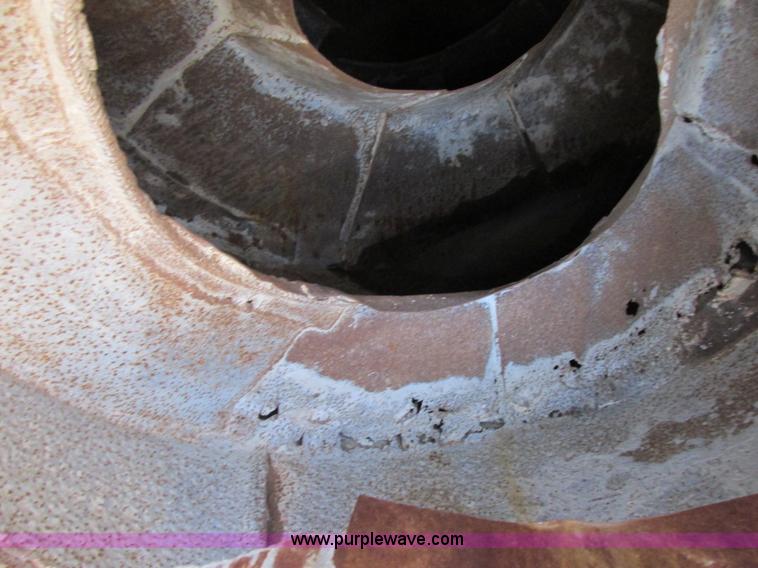 image for item E7227 1991 Ford L9000 mixer truck