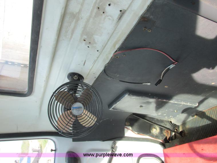 image for item E7227 1991 Ford L9000 mixer truck