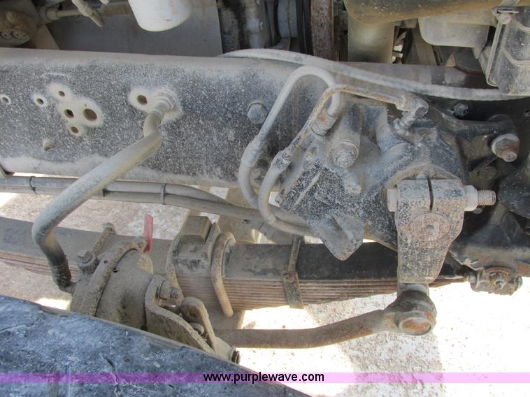 image for item E7227 1991 Ford L9000 mixer truck