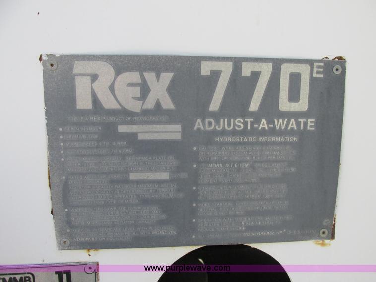 image for item E7229 1992 Ford L9000 mixer truck