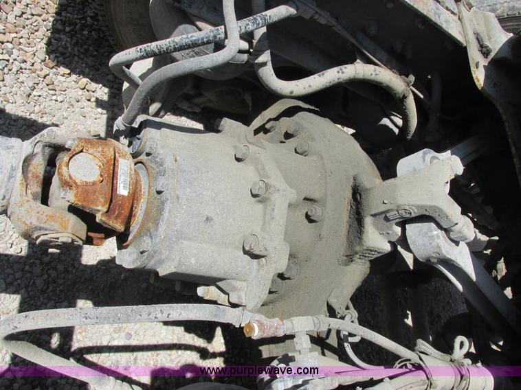 image for item E7231 1997 Kenworth T600 semi truck