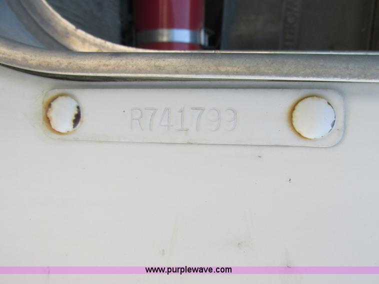 image for item E7231 1997 Kenworth T600 semi truck