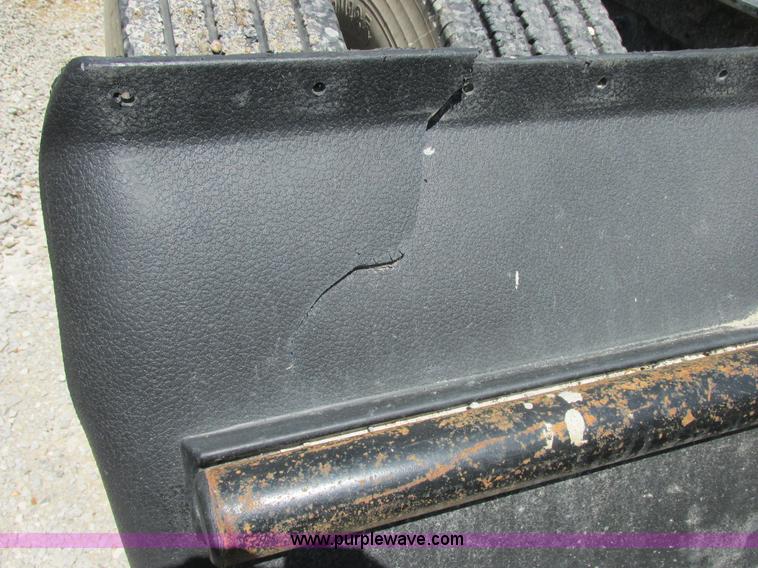 image for item E7231 1997 Kenworth T600 semi truck