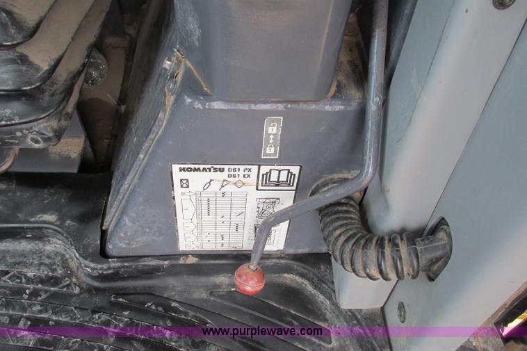 image for item F4796 2006 Komatsu D61PX-15 dozer